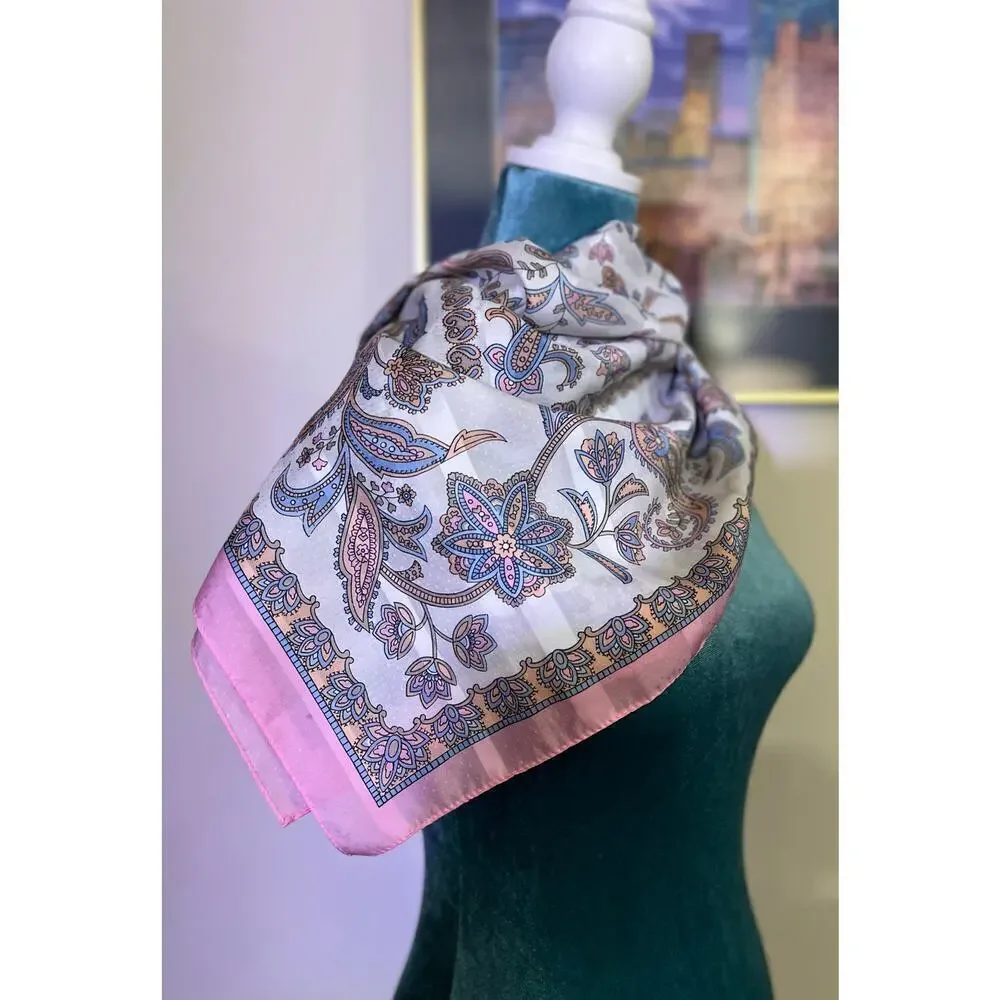 Vintage scarf by Tres Elli made in Italy  ￼